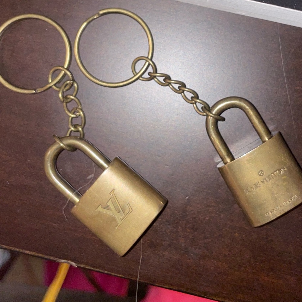 Lv Locks - image 1